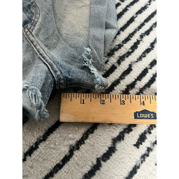 Willow and Root Distressed Light Wash Blue Jean Shorts - Picture 5 of 7